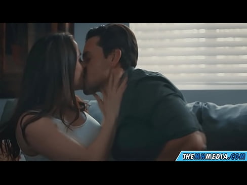 ❤️ Ρομαντικό σεξ με μια καλή μαμά με πλούσιο στήθος ❤️❌ Πορνό βίντεο ️❤