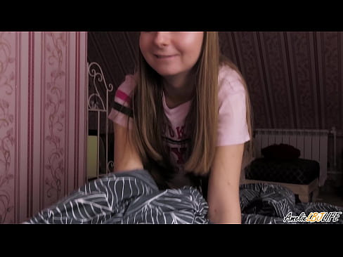 ❤️ Blonde Sucks her Best Friend Deeply και παίρνει σπέρμα στο στόμα της ❤️❌ Πορνό βίντεο ️❤